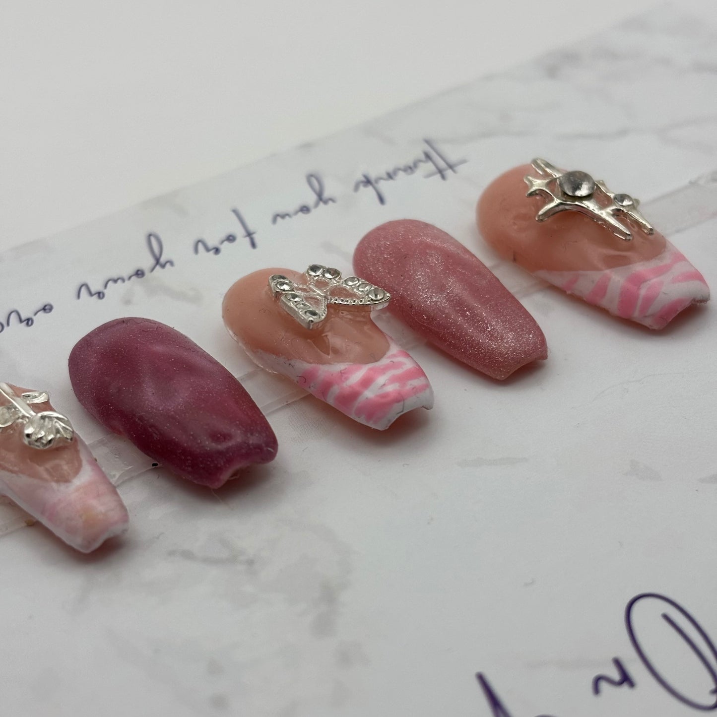 Pink Safari 💗🦓🦋